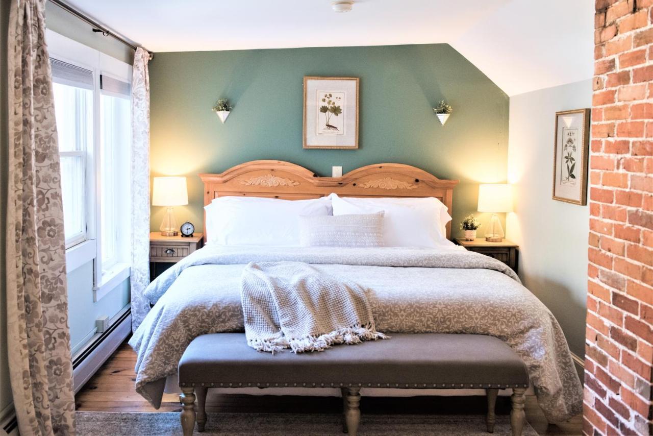 Inn On Golden Pond Holderness ภายนอก รูปภาพ