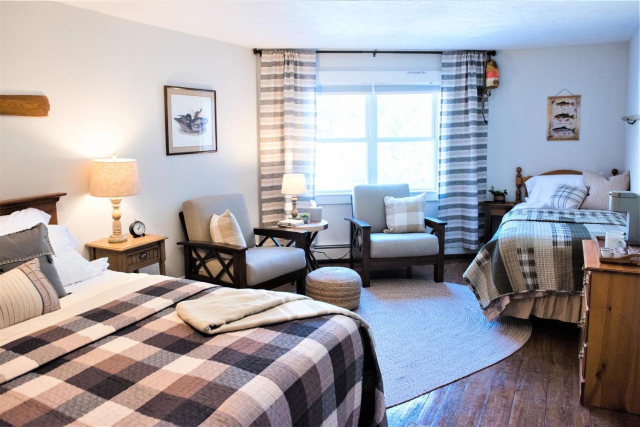 Inn On Golden Pond Holderness ภายนอก รูปภาพ